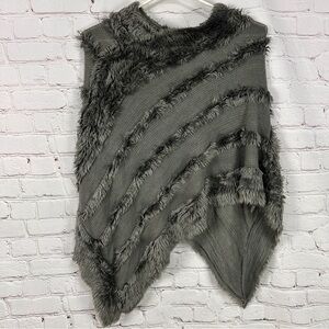 Women’s Poncho shawl Charcoal Gray Faux Fur Pullover Sweater Shrug asymmetrical